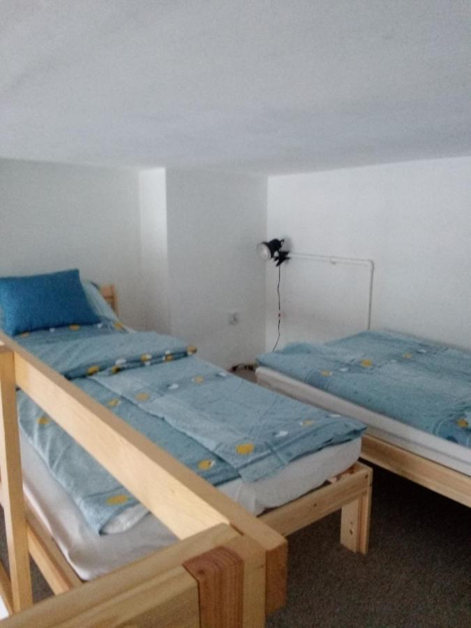 Arla Apartment *